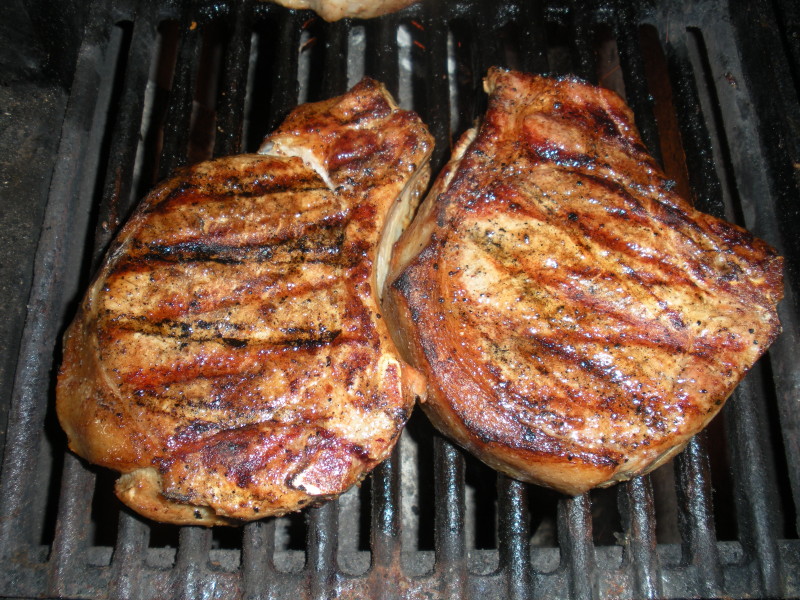 1″ Thick BoneIn Pork Chops (2) Prairie Pride Farm of